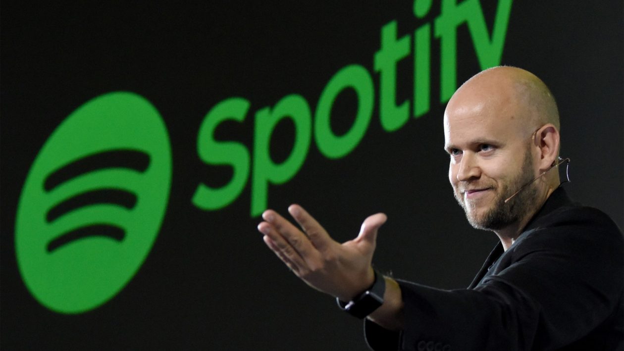 CEO do Spotify volta a criticar a Apple em expectativa por decisão da UE