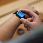 Alguns usuários têm relatado defeitos no alto-falante do Apple Watch Series 10