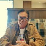 Robert Kiyosaki dá all-in em bitcoin, vende prata e ouro e diz que está em alerta de emergência