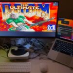 Desenvolvedor roda Doom em um adaptador Lightning para HDMI