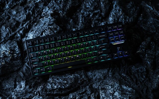 Teclado Epomaker Magcore 87 chega com switches indutivos ajustáveis por US$ 200