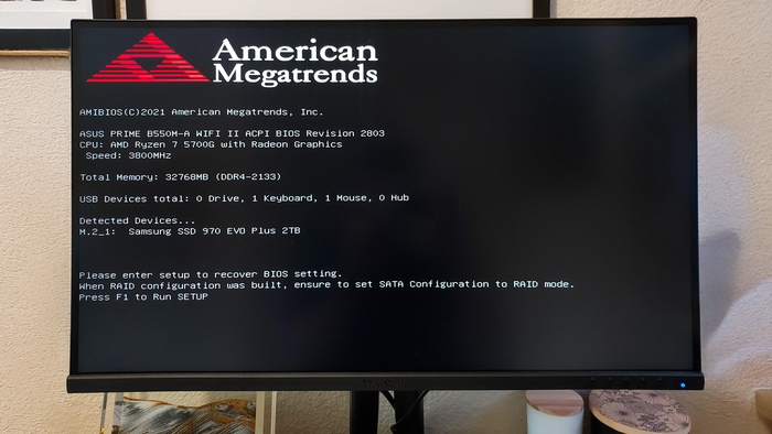 O que é American Megatrends, que aparece sempre que você liga o computador?