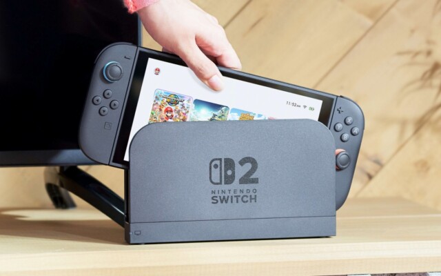 Youtuber vai acampar 2 meses para comprar o Switch 2